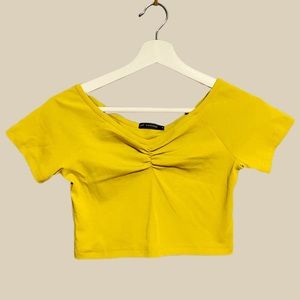 Short-Sleeve Croppted Top